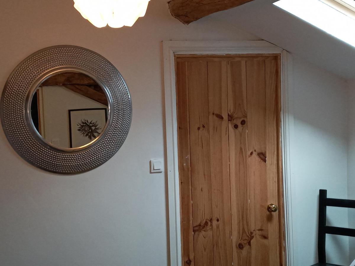 Chez Gondat Chambre d'hotes Saint-Martial-sur-Isop Extérieur photo